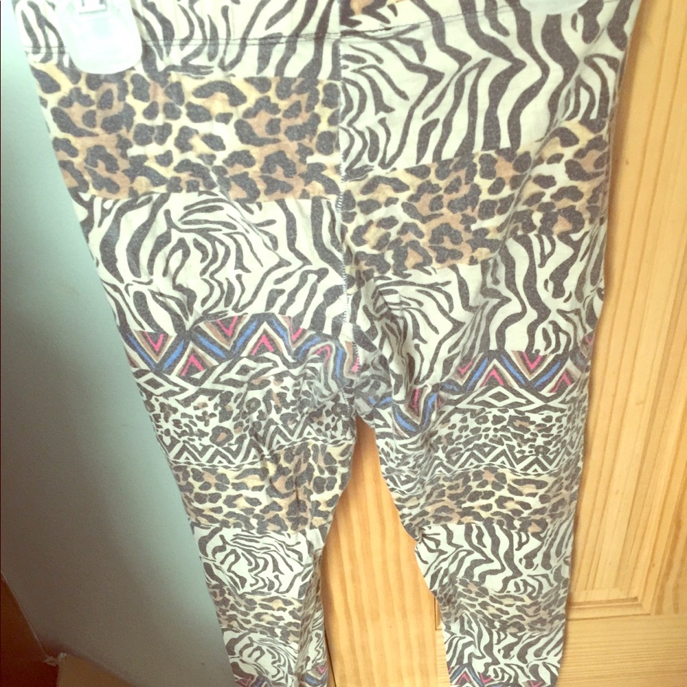 Crazy animal print leggings